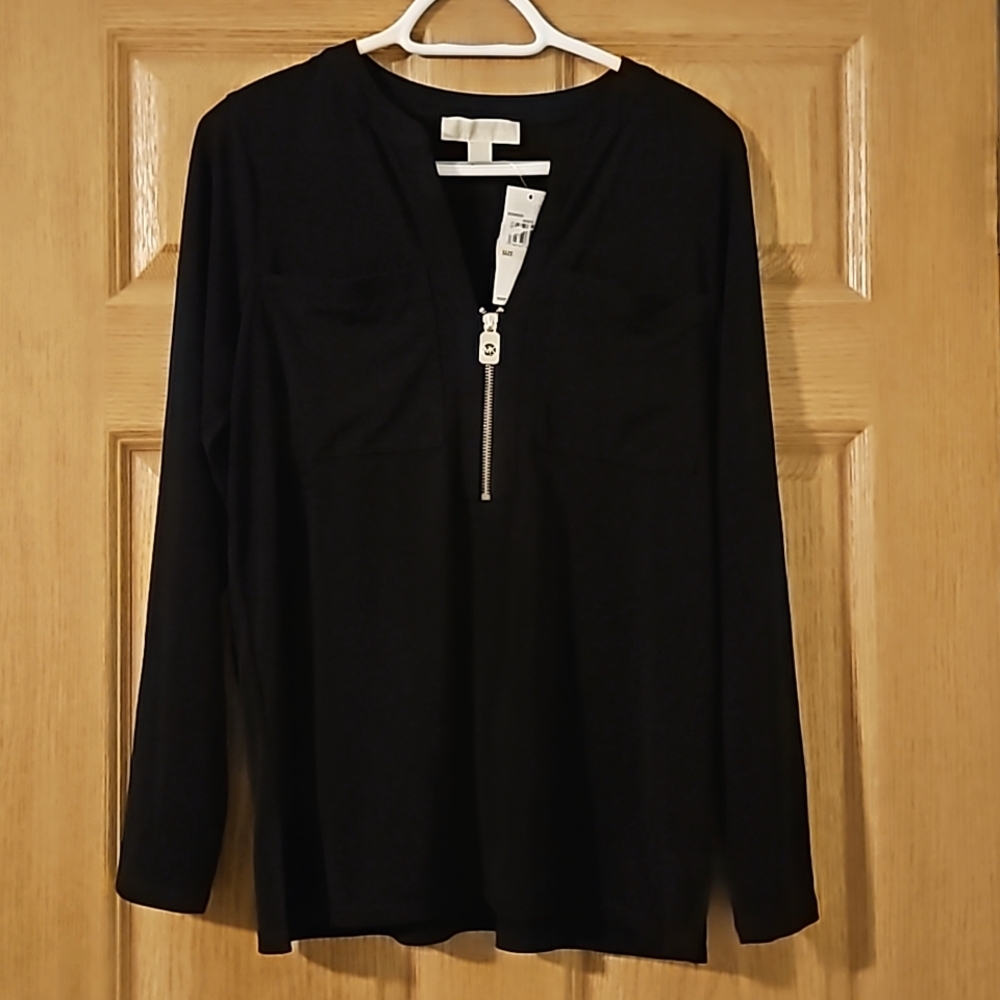 Michael Kors blouse NWT sz.M NWT with gold zipper